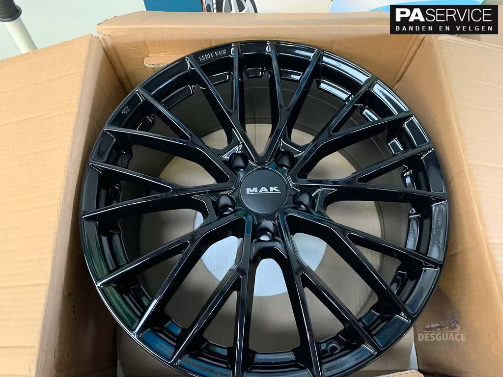 Nw 20 inch RR Evoque MAK Speciale set inc Pirelli&TPMS llantas usado en Menorca