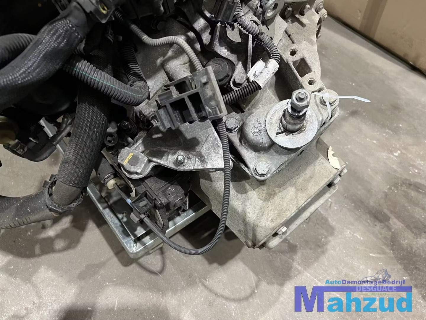 Motor PEUGEOT CITROEN C4 1.6 HDIF motor motor 9H05 motor completo usado en Menorca foto 7