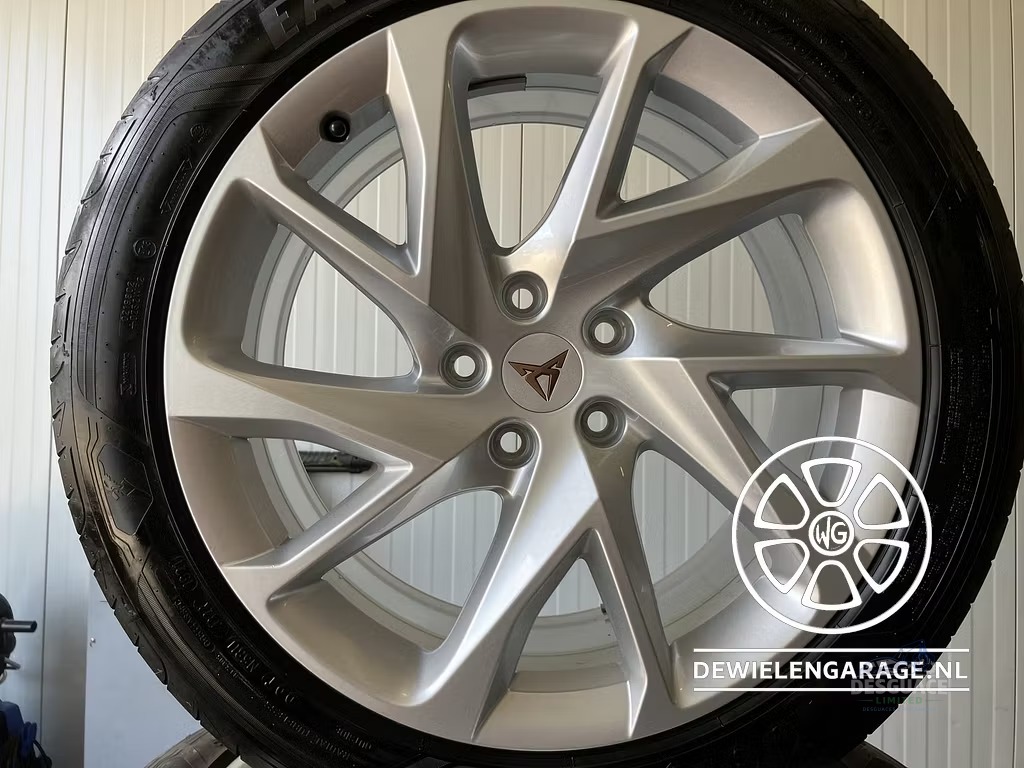 18 inch Cupra Formentor llantas 5x112 Goodyear Seat VW Zomerset llantas usado en Menorca