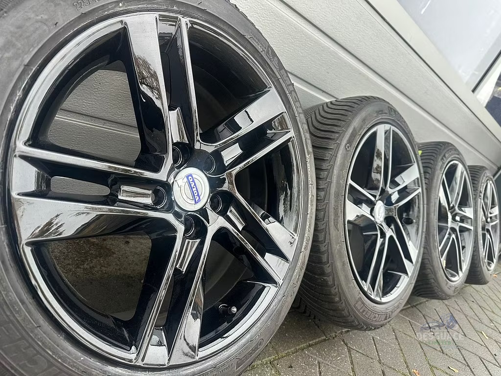 originalinalinalinalinalinal. 17 inch Volvo S60 V70 S70 C70 S80 llantas neumaticos de invierno llantas usado en Menorca