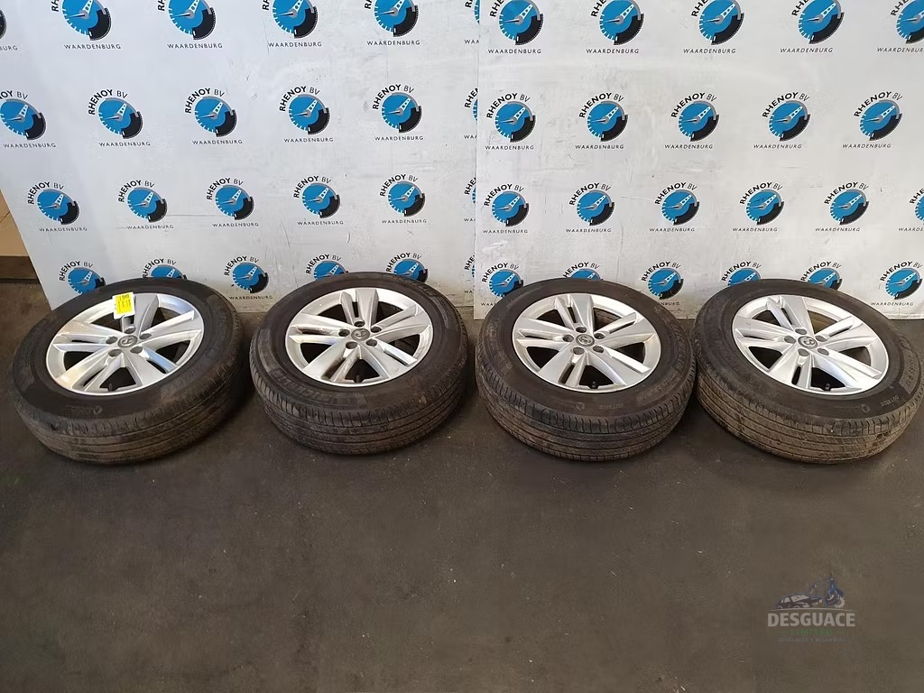 Opel Grandland X 17 inch pas 13000 km llantas usado en Menorca