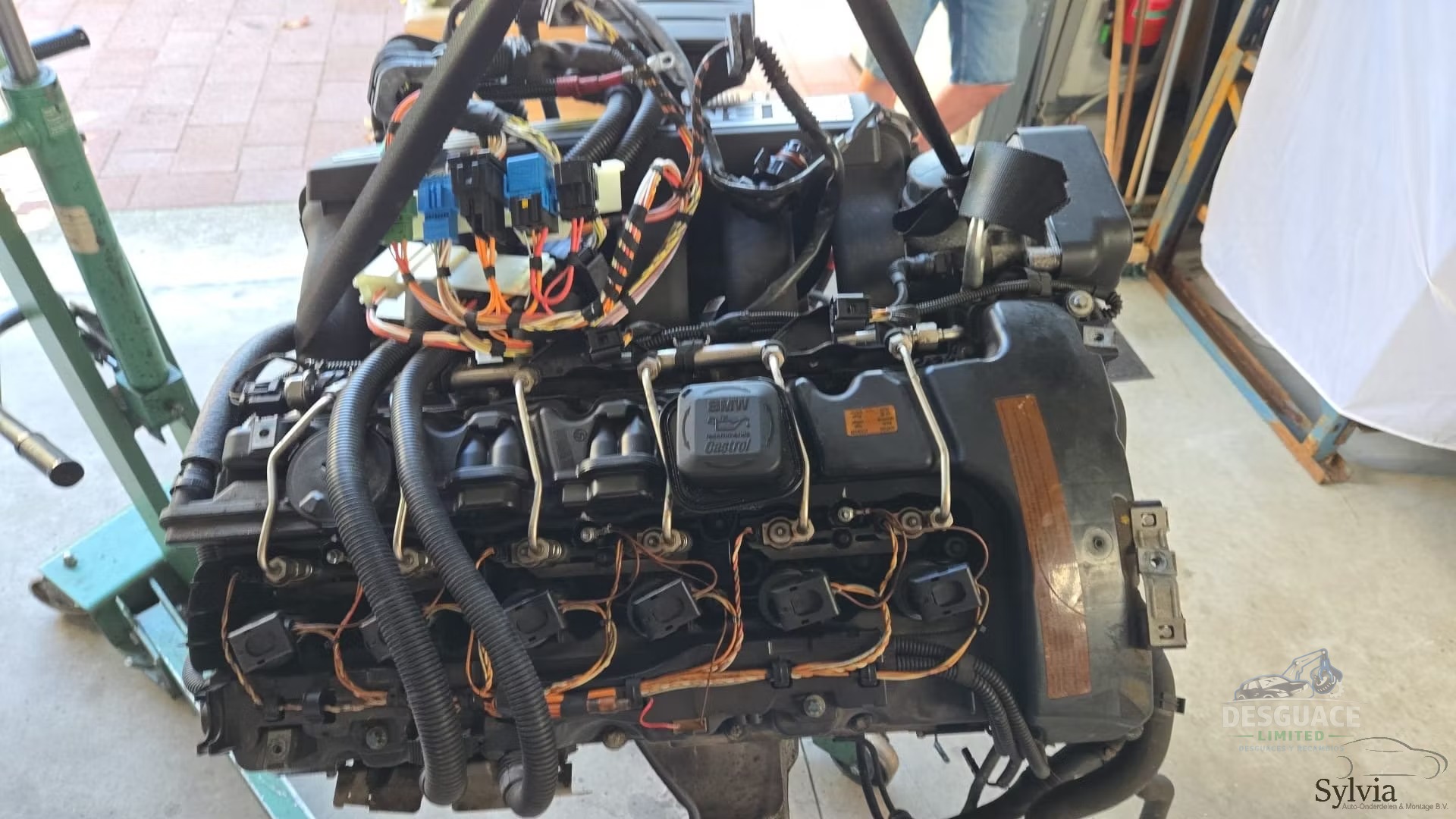 motor motor N53B30A BMW 3 / 5 / 6 / X5 Serie E6x E70 E9x F10 F11 + LCI 11000421310 0421310 11000421311 0421311 motor completo usado en Menorca foto 5