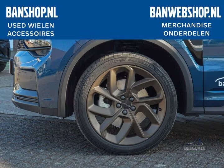 Lynk & Co 01 Bronze Mat Zomerset (8896720406) llantas usado en Menorca