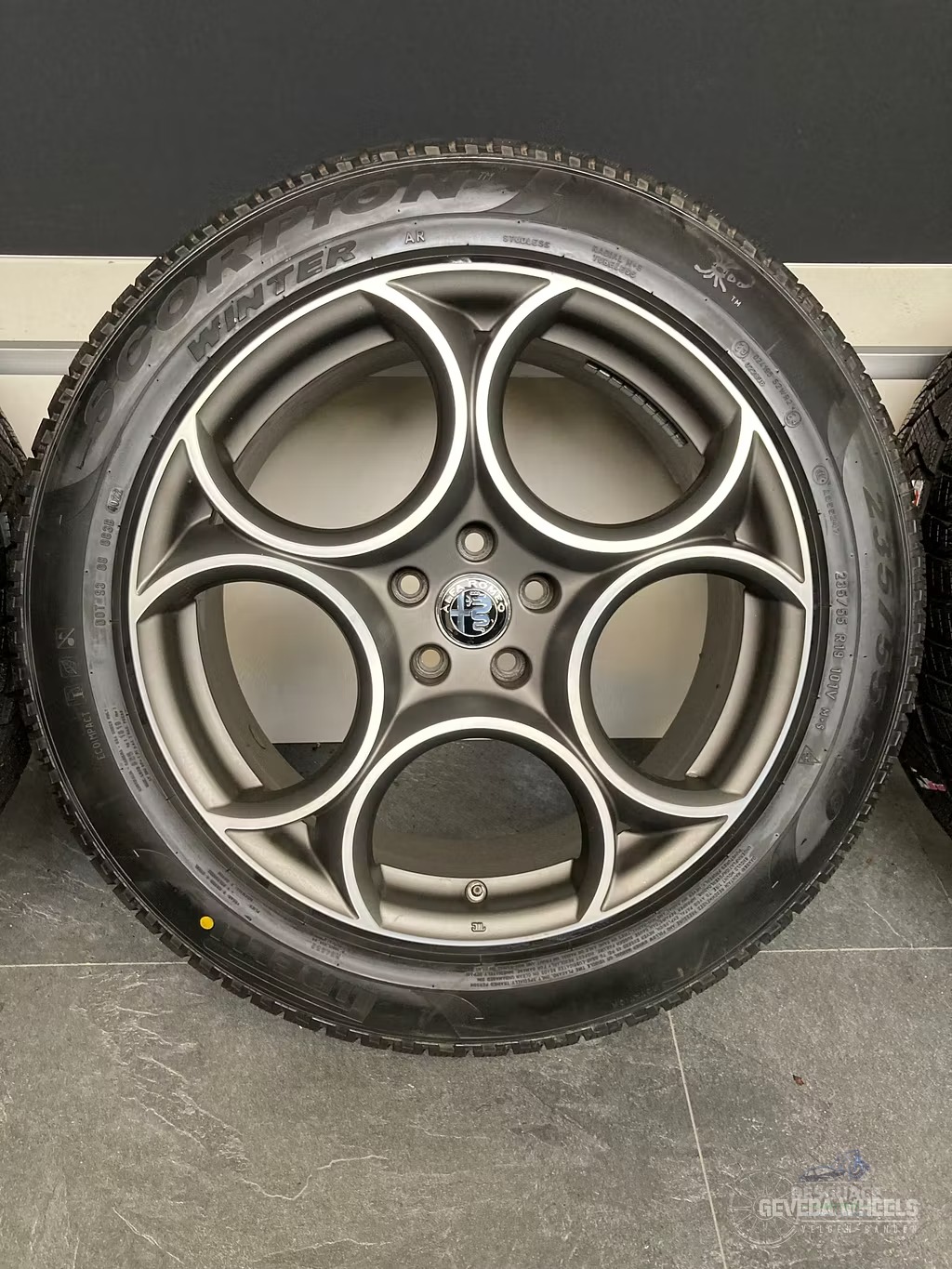 19” originalinalinalinalinal Alfa Romeo Stelvio llantas + neumaticos de invierno 5x110 156117309 llantas usado en Menorca