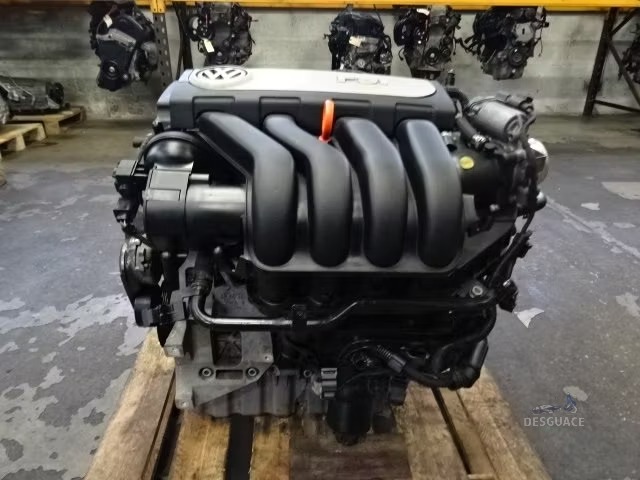 Motor completo BVY VW Jetta anio 2007 2.0 FSI 168000 km. motor completo usado en Menorca foto 4