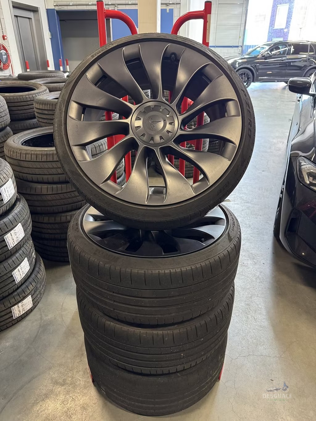 Tesla model 3 Performance llantas set llantas usado en Menorca