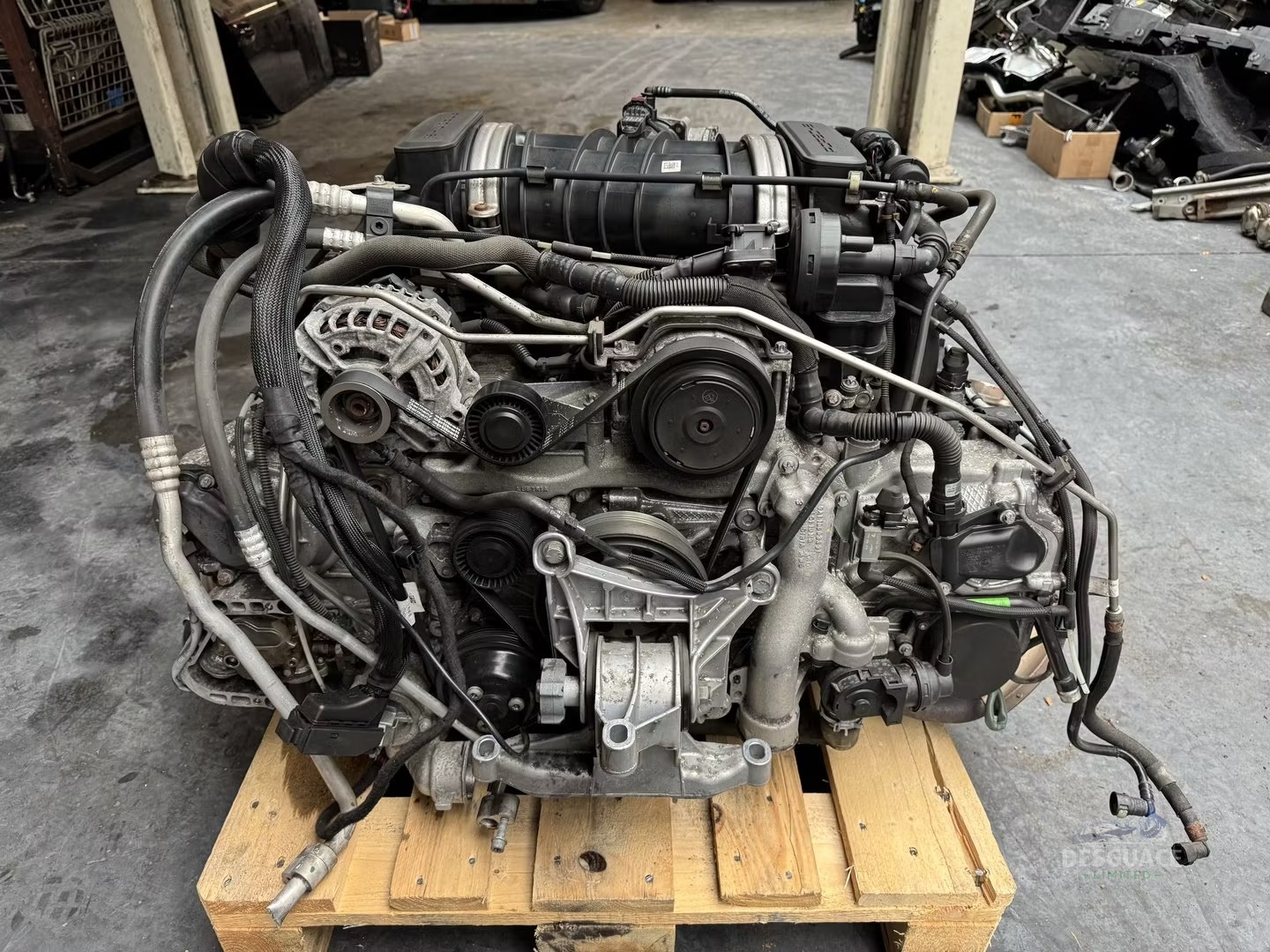 Motor Porsche motor 2,7 ltr MA122 2013 motor completo usado en Menorca foto 2